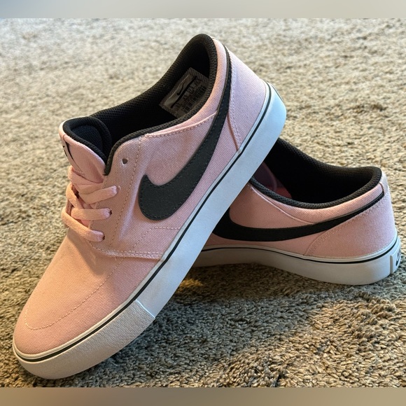 Nike SB Portmore Sneakers - Picture 1 of 9